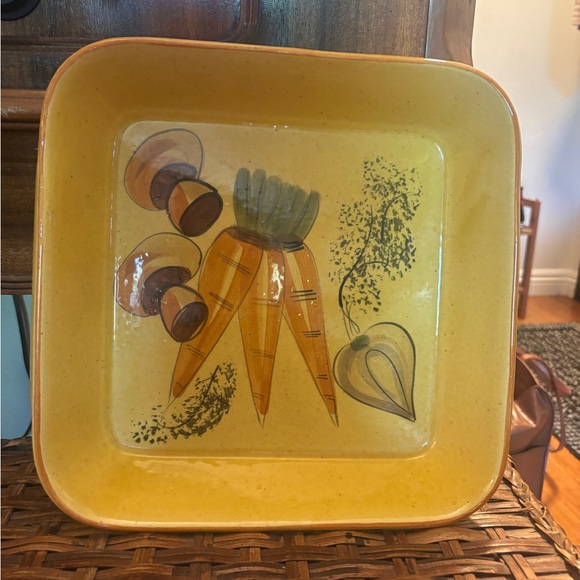 Vintage Los Angeles Potteries Yellow Ceramic Vegetable Plate Bakeware - Picture 1 of 5